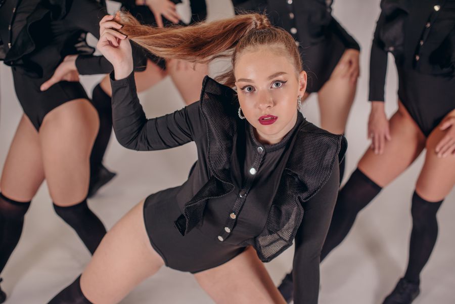 dance show SPACE GIRLS