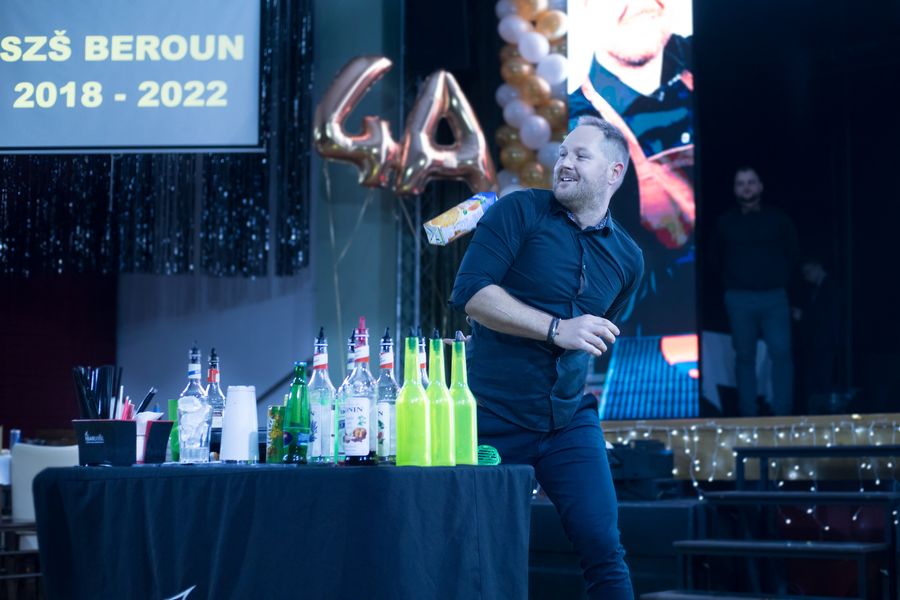 Barmanská show - Petr Hurta — fotka 2