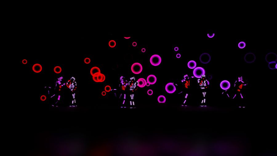  Tron Dance — fotka 7