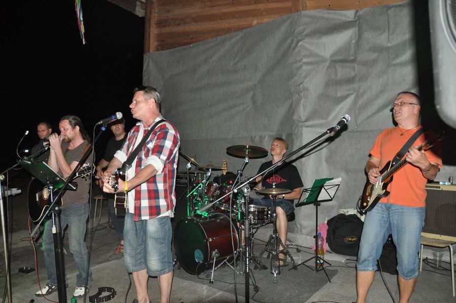 Rocková zábava se skupinou Tulipán — fotka 1